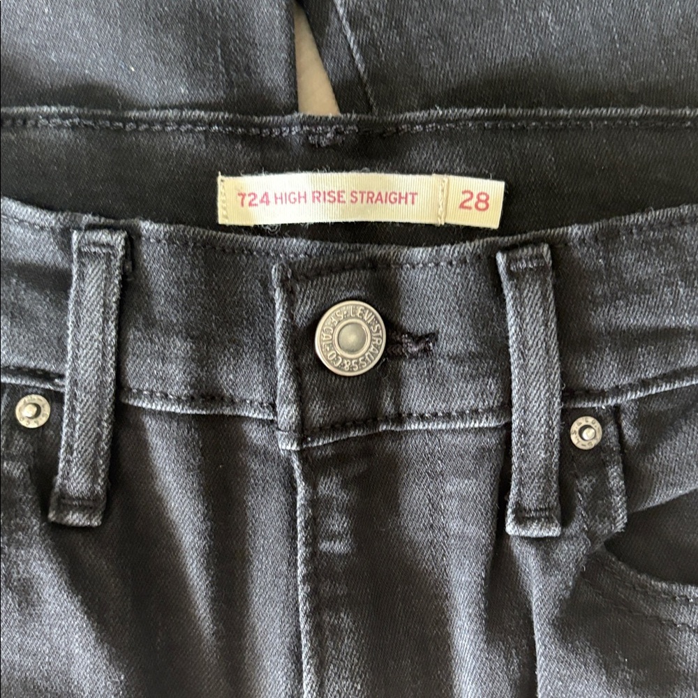 Levi’s high rise straight Classic Black Women's Jeans - Picture 6 of 6